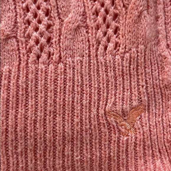 America Eagle Y2K Pink Cable Knit Sweater - Picture 3 of 4